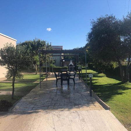 Il Ginepro Hotel Valledoria  Buitenkant foto