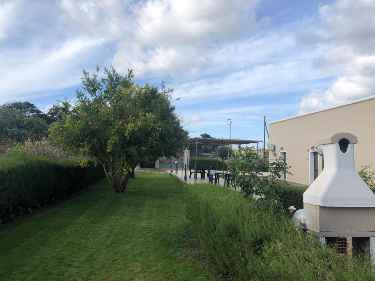 Il Ginepro Hotel Valledoria  Buitenkant foto